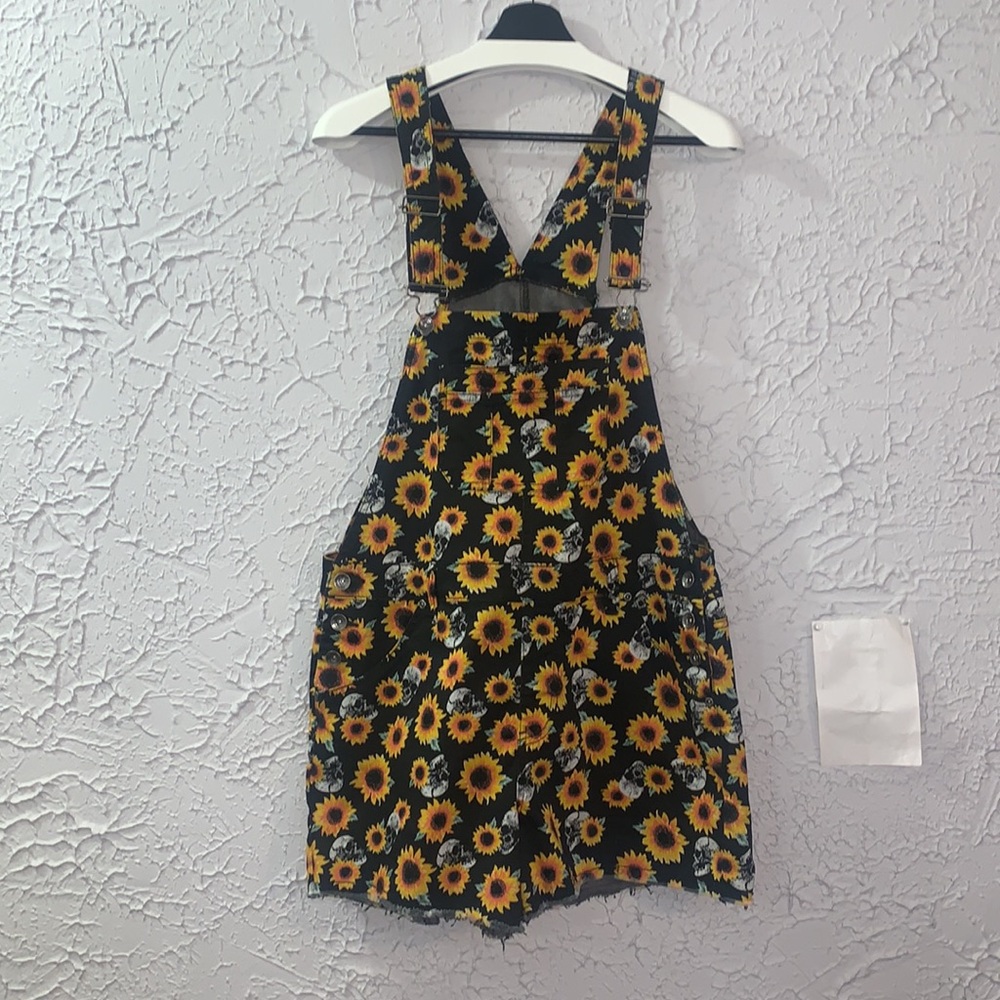 Hot Topic Denim Daisy Shortall Black Orange Large Shorts Beach Pool Vacation - Picture 3 of 12